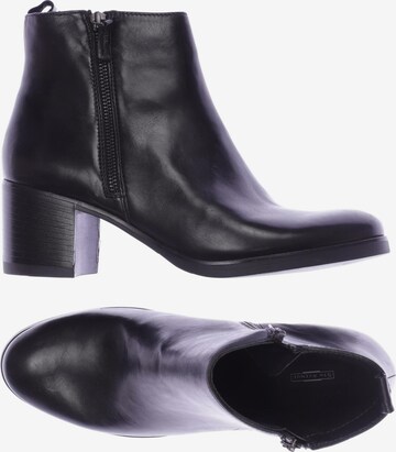 5TH AVENUE Dress Boots in 42 in Black: front