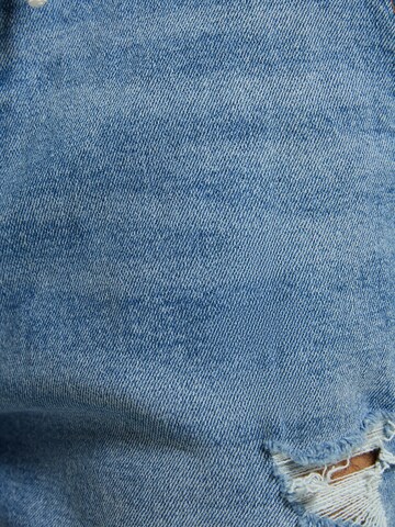 Tapered Jeans di Bershka in blu