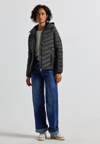 STREET ONE Übergangsjacke in Schwarz