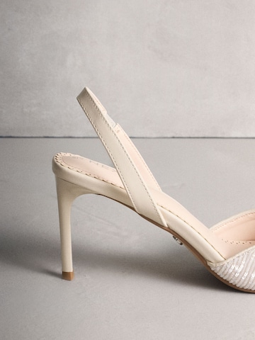 Next Лодочки с открытой пяткой 'Forever Comfort' в Белый