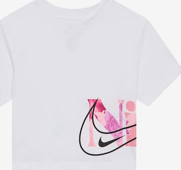 Nike Sportswear Paita 'MOVE WITH NATURE' värissä valkoinen: etupuoli