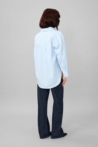 My Essential Wardrobe Bluse in Blau