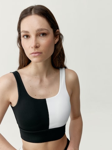 Bustier Soutien-gorge de sport 'Kate' Born Living Yoga en noir