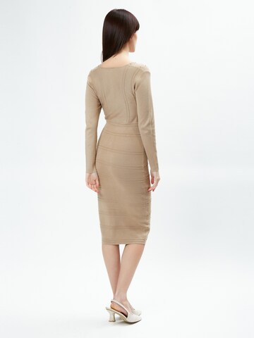 Rochie tricotat de la Influencer pe maro