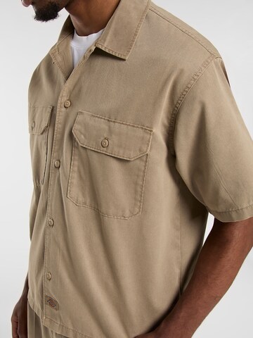 Comfort fit Camicia 'UNIONVILLE' di DICKIES in beige