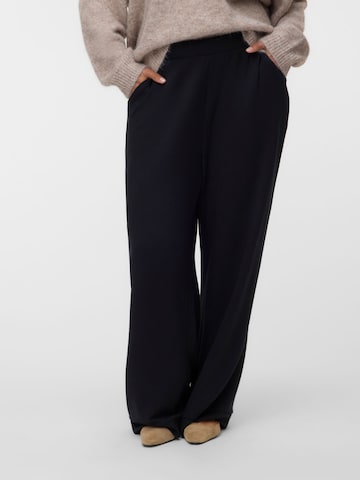Wide Leg Pantalon 'VMCHali' Vero Moda Curve en noir : devant
