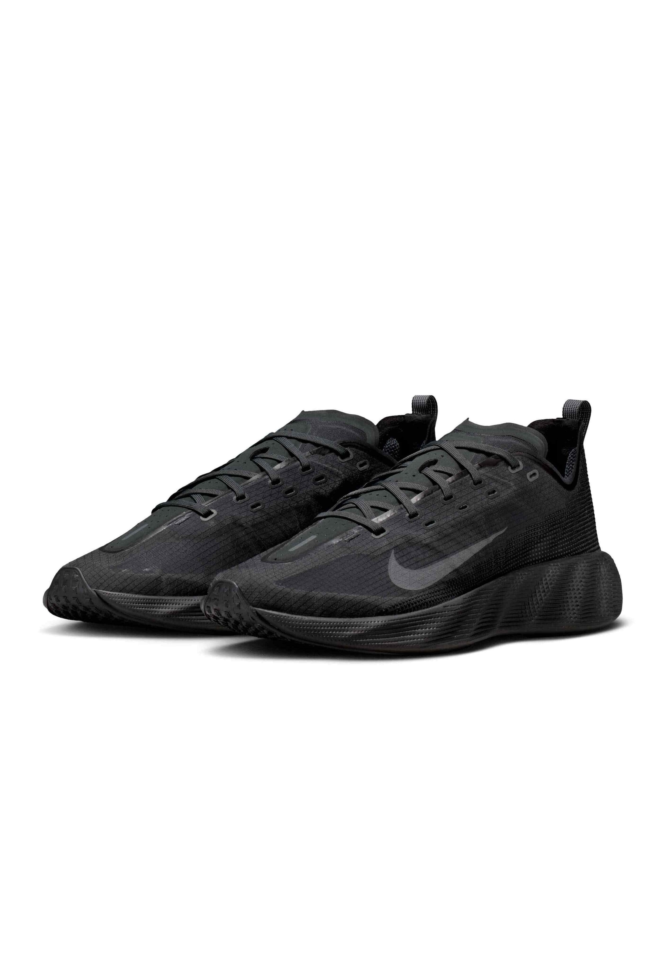 Nike Sportswear Låg sneaker 'AVA X' i svart