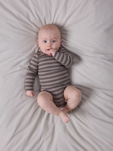 NAME IT - Pijama entero/body 'NBNBANIO' en marrón: frente
