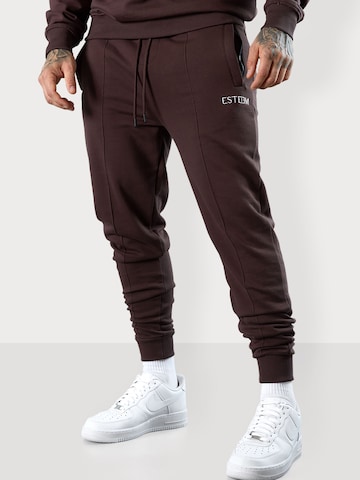 ESTEEM Slimfit Broek in Bruin: voorkant