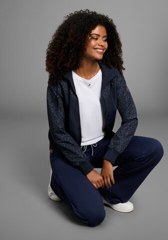 KangaROOS Between-Season Jacket in Blue