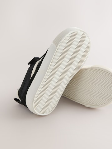 Baskets Next en noir