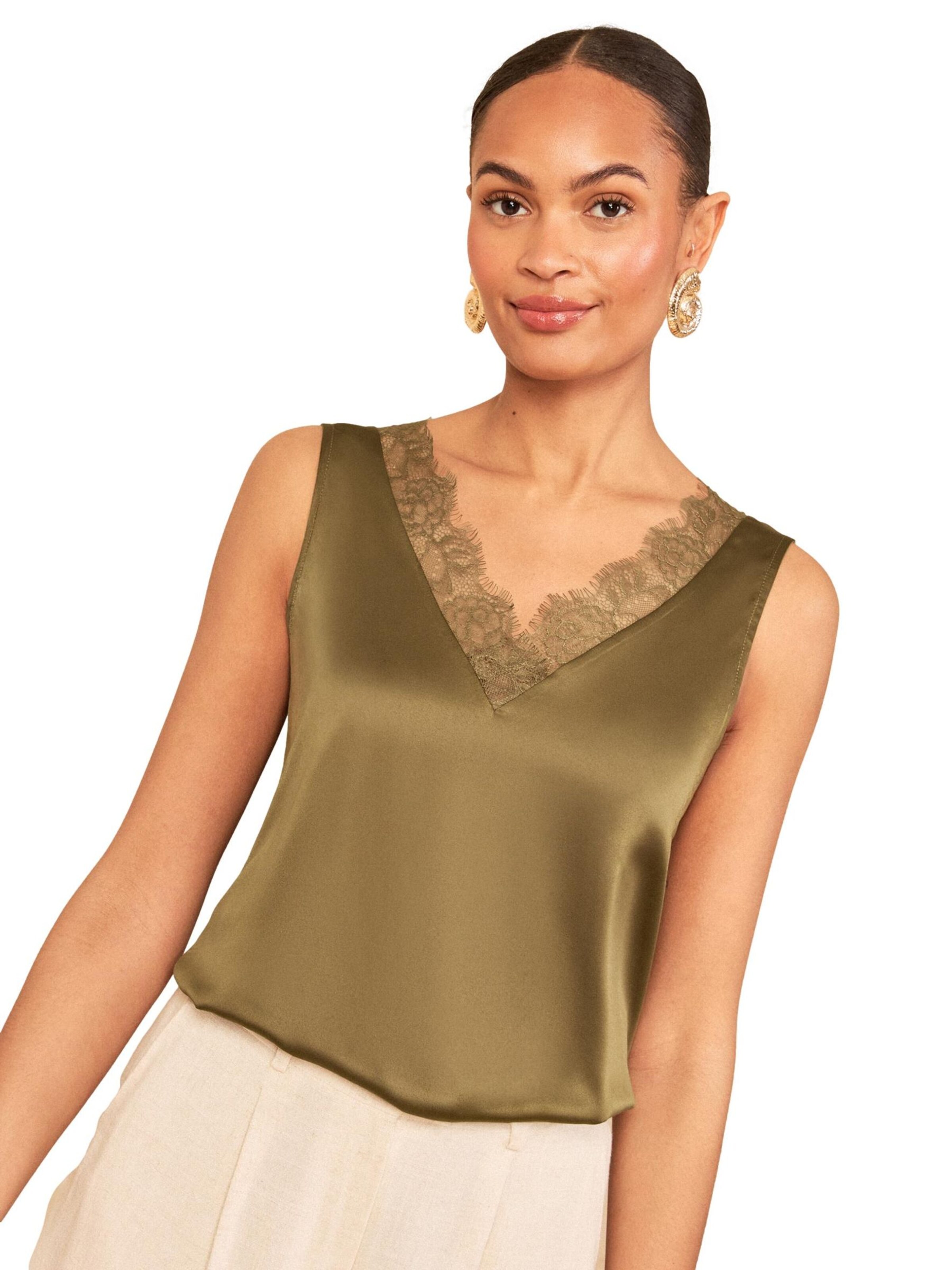 love & roses Top in Grün: Vorderseite