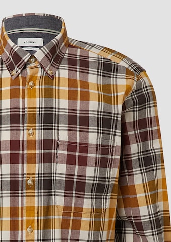 Coupe regular Chemise s.Oliver en jaune