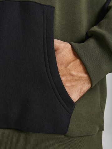 JACK & JONES Sweatshirt in Green