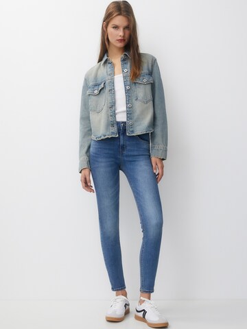 Pull&Bear Skinny Jeans in Blau