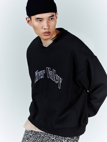 Pull&Bear Sweatshirt i svart
