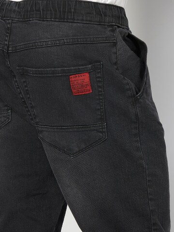 KOROSHI Regular Jeans in Schwarz