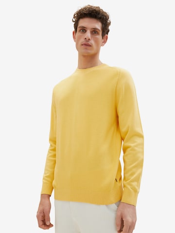 TOM TAILOR סוודרים בצהוב