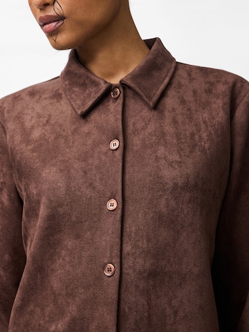 PIECES - Blusa 'PCObina' en marrón