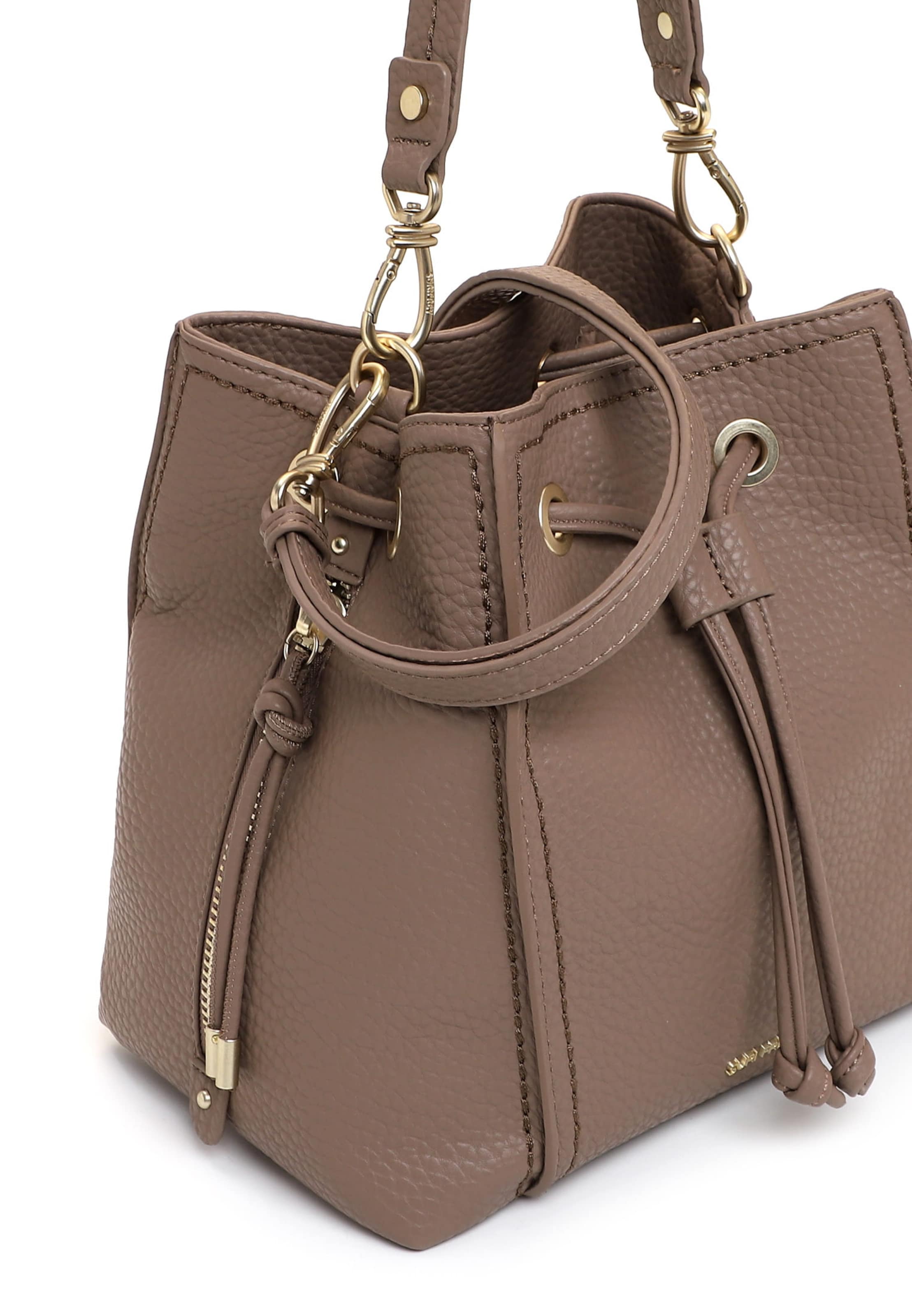 Poche ventrale ' SFY Soey ' Suri Frey en beige