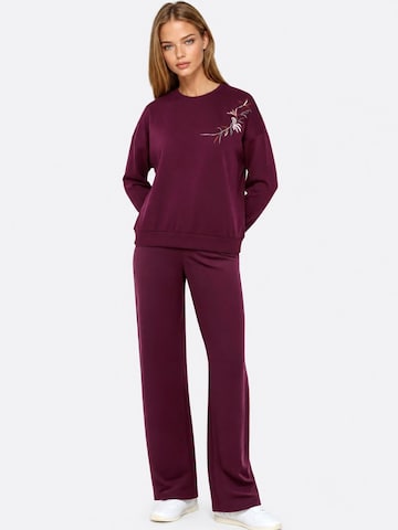 Lady Bersan Leisure suit in Red
