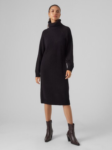 Robes en maille 'DANIELA' VERO MODA en noir