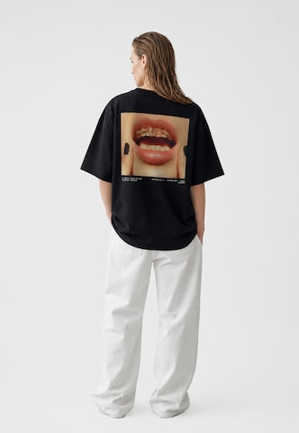 Vertere Berlin Oversized shirt 'GRILLZ' in Zwart: terug
