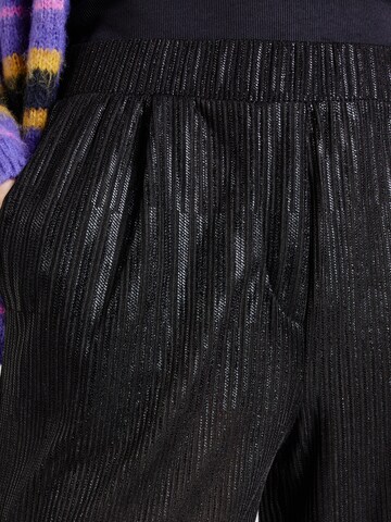 JDY Regular Pants 'JDYEVEREST' in Black