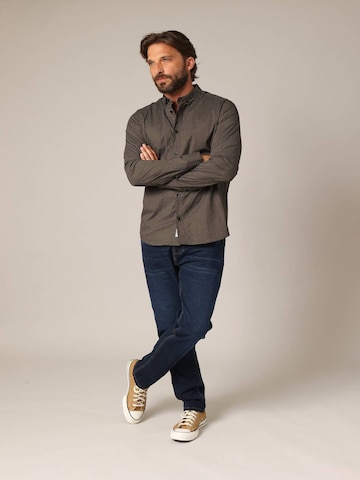 Coupe regular Chemise 'BOGART' Deeluxe en vert