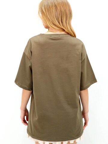 Tricou de la Trend Alaçatı Stili pe verde