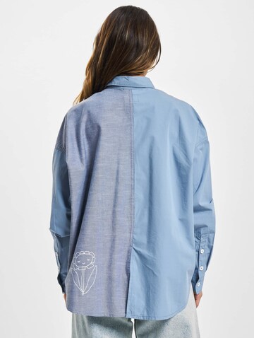 CONVERSE Blouse in Blauw