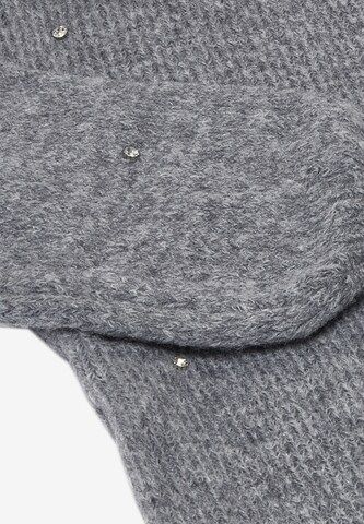 caissa Sweater in Grey