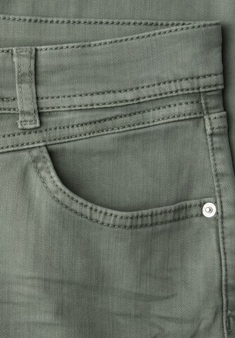 STREET ONE Slim fit Jeans in Green