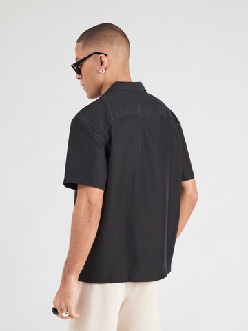 Calvin Klein Comfort Fit Hemd in Schwarz