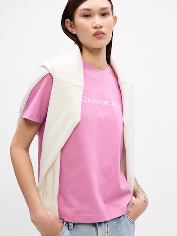 Calvin Klein Jeans T-Shirt in Pink