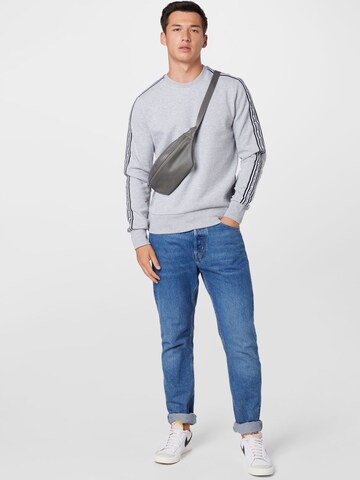 Michael KorsSweater majica - siva boja