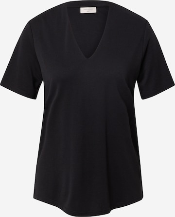 Freequent Blouse in Black: front