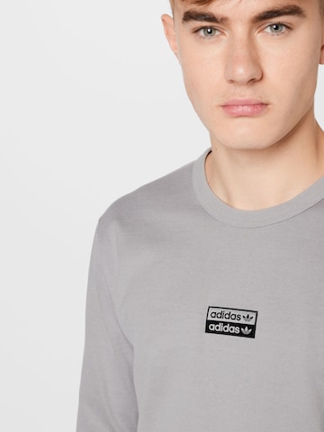 ADIDAS ORIGINALS Shirt 'HEAVY DUTY' in Grau