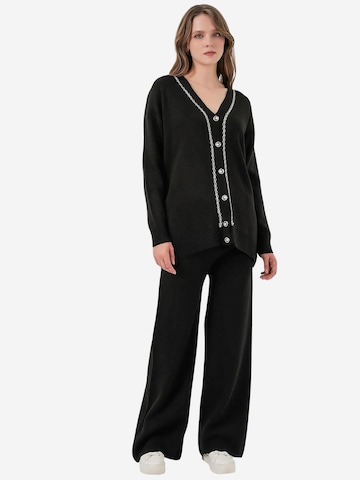Pantalons de tailleur Bigdart en noir : devant