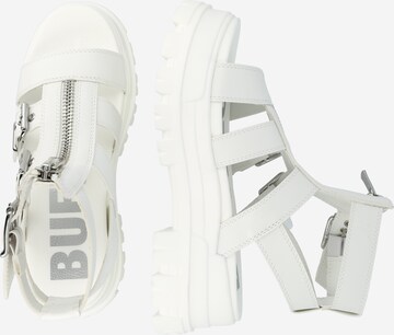 BUFFALO Sandalen met riem in Wit