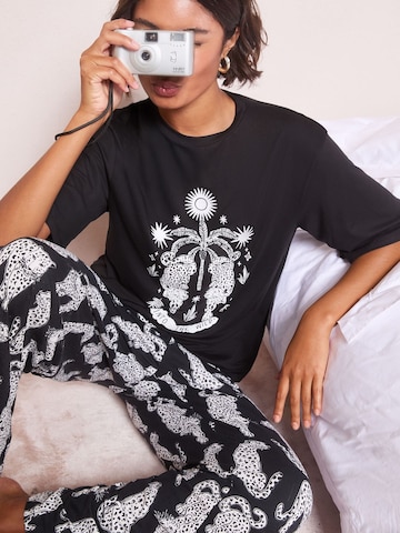 Friends Like These Pajama in Black