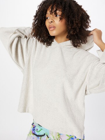 WEEKDAY Sweatshirt 'Arina' in White