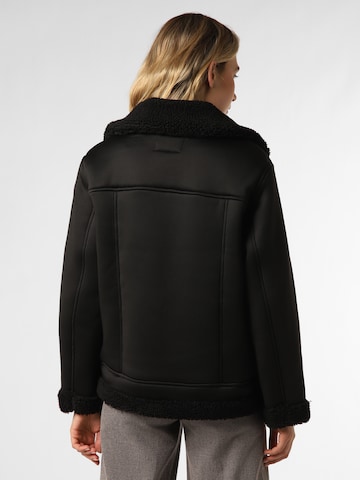 Ipuri Between-Season Jacket in Black