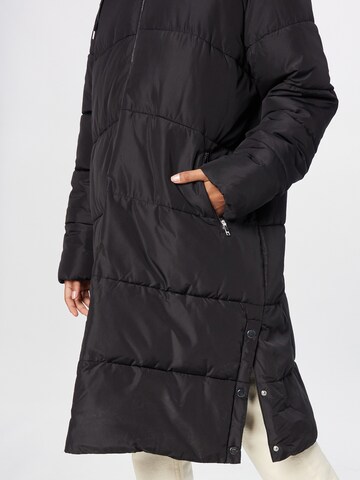 Wallis Winter coat in Black