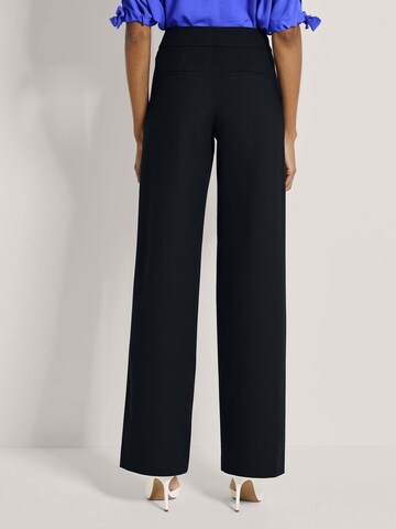 MADELEINE Loosefit Bügelfaltenhose in Blau