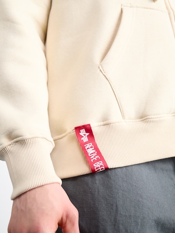 ALPHA INDUSTRIES Sweatvest in Wit