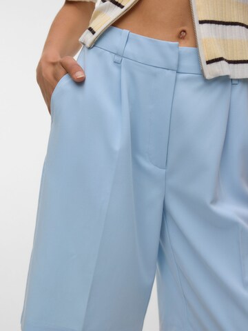 VERO MODA - Loosefit Pantalón plisado en azul