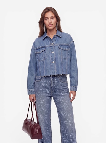 SNOBARIA Between-Season Jacket in Blue: front