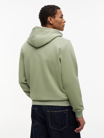 Tommy Jeans Свитшот в Зеленый