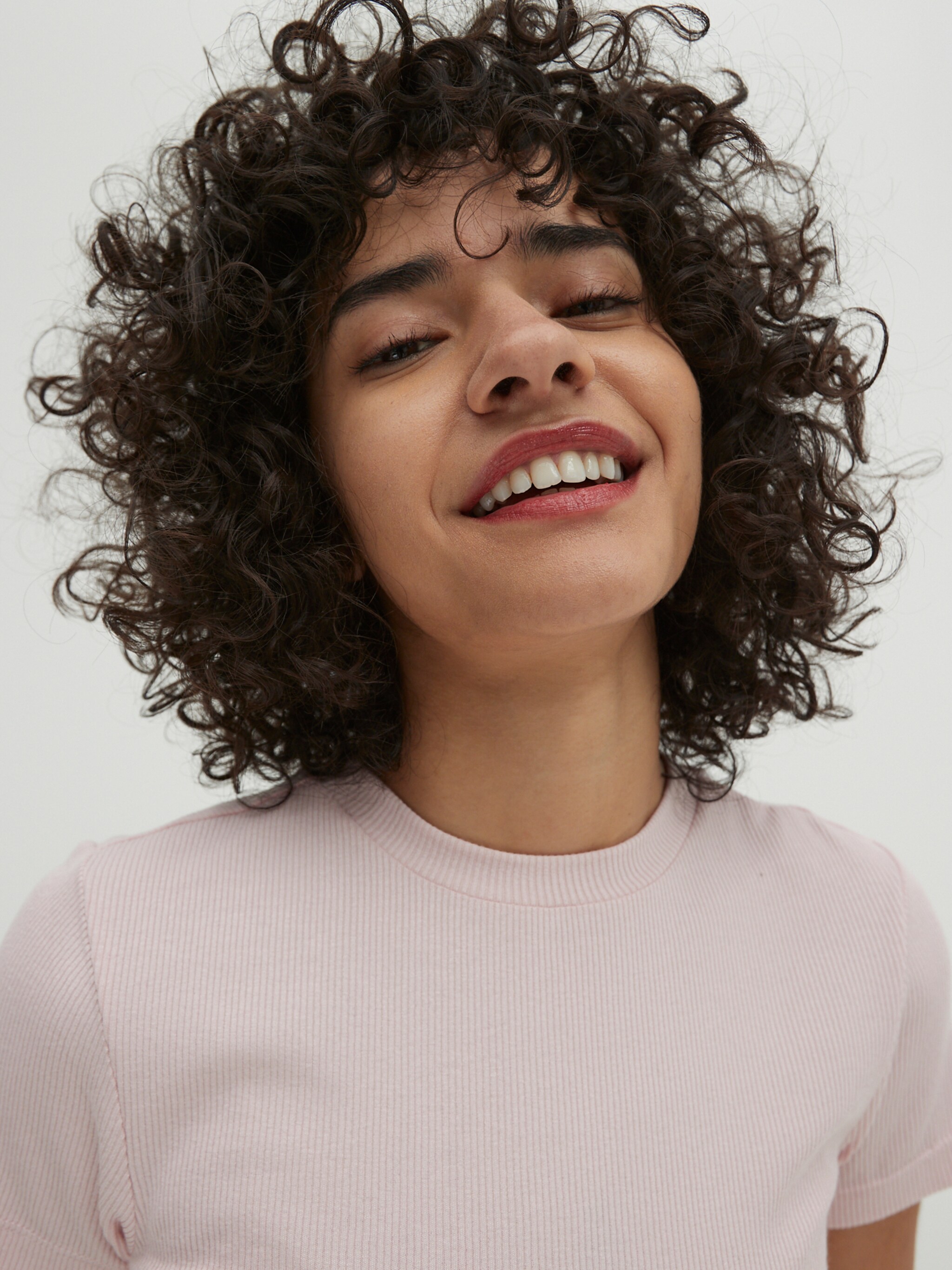 EDITED Produkte T-Shirt 'Naara' rosé